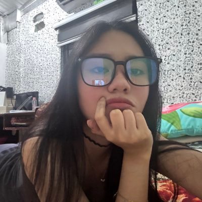 agathario’s love child│villaneve│i love being a fangirl│med lab science intern