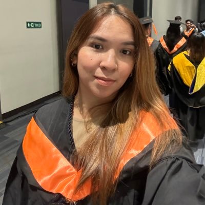 frlyrvllz_'s profile picture. learning | Deuteronomy 31:6 | Isaiah 60:22 | CE | ✈ | KImntr