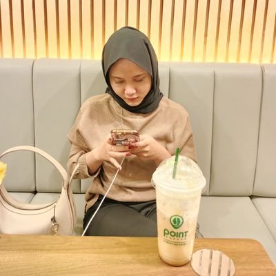 faradisaa19's profile picture. 