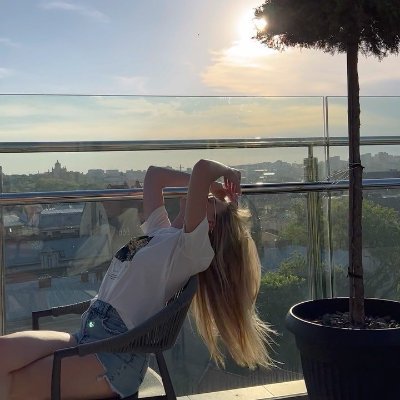 hkinfowayfytfy's profile picture.