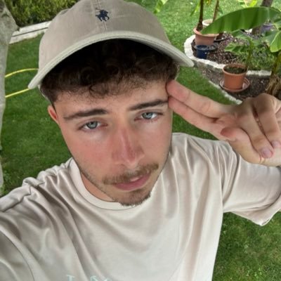 Lilian_mrtz's profile picture. Journaliste / Scout / ex : Onze Mondial ⚽️