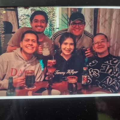 (arely's version)
me quiero meter un tiro pero me falta el arma y el valor
https://t.co/6e2g8eGrux