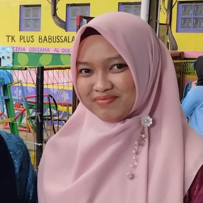 Teacher in Pondok Pesantren Al-Qur'an Babussalam Bandung