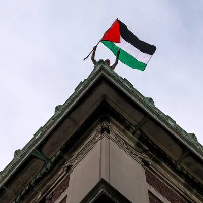 اسرائیل که با ما وارد جنگ شد دنیا فهمید پروپاگاندای غربی،از ما و رهبر ما سالها دروغ تحویلش داده.کنجکاو شد که واقعیت چیه.
وقتشه تو ذهن دنیا، بذر واقعیت بکاریم