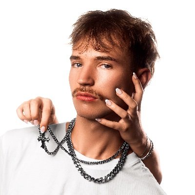 imjustincharles's profile picture. 21