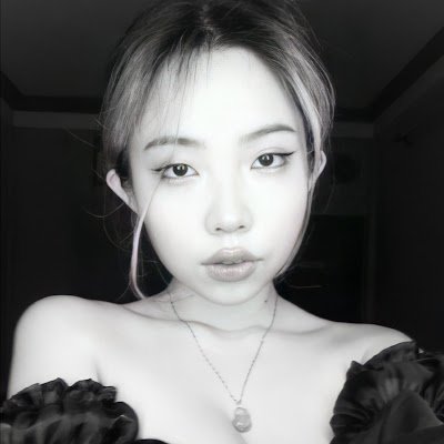 foxybae93's profile picture. 