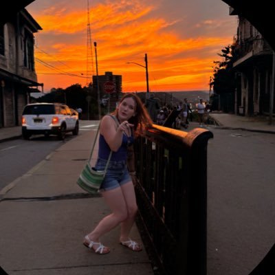 jessiswondering's profile picture. 👋🏻 𝓘丅’ᔕ мｅ Ⓙｅᔕᔕ   Wₑᵢᵣd  ₐₙd   ₜᵣyᵢₙg  ₜₒ  bₑ wₒₙdₑᵣfᵤₗ 🌞☕️🎶