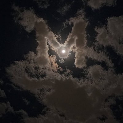 لست انسانا كاملا او مثاليا لكني دائما حقيقي وهذا يكفي https://t.co/rWiWUM38TM