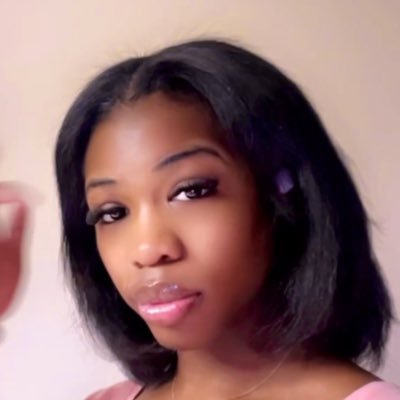 slimthicksie's profile picture. pretty black skin face in the top 🔟💕
