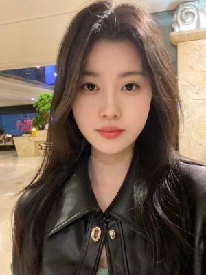 Likes: travelling, fishing, swimming and exploring cultures.