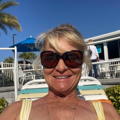 moo_grandma's profile picture. Conservative, wife, mother, grandmother(moo). Proud MAGA.