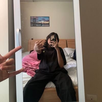 noturglaysow's profile picture. 