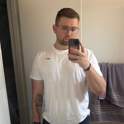 A young man addicted to greatness. MFAM ❤️🙏🏼 Peace and Love Baby. I can do all things through Christ. 🙏🏼💪🏼 https://t.co/IszlLOrRXg