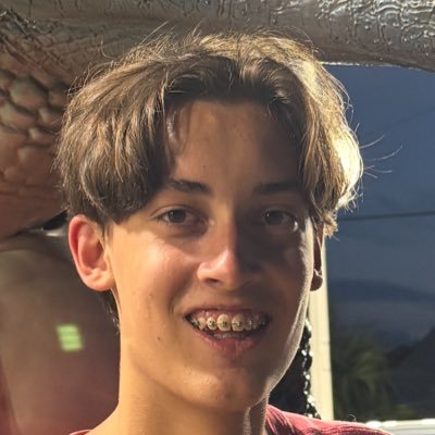 Survivor ποΈ Lyle Profile