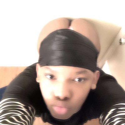 femboydeja's profile picture. 18, thick femboy 💗