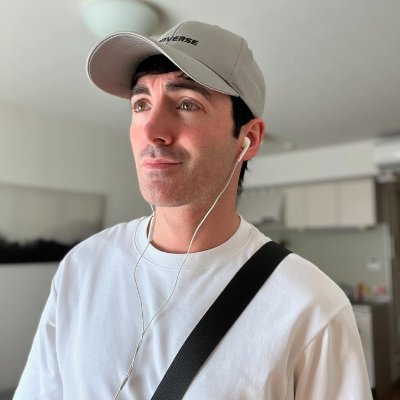 Independent God loving Husband. No porn crypto etc. I follow back Verified followers.