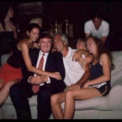 blk_edu's profile picture. I'm a guy