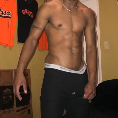 Daily amateur content | Sub switch | DM for collabs 💦🍑🍆 NSFW18+. HMU for custom vids 👻 Bigbucksbuckss