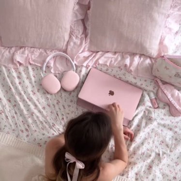 A healthy mind do not speak ill of other. learn to say NO without feeling guilty, it protect your time and priorities. Stylish, smart, and stock-savvy 💋📈