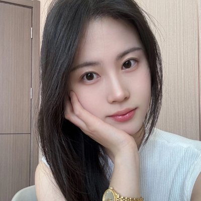 Likes: travelling, fishing, swimming and exploring cultures.