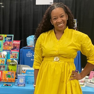 FabFillmore's profile picture. 3rd Gen Educator | Fabulous | 💡 Let's talk about SoR literacy resources 📚 https://t.co/r2I0DeFq57