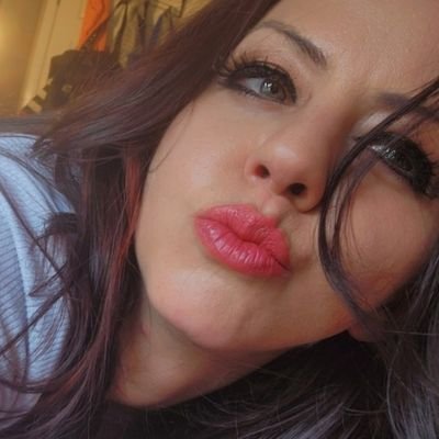 First and foremost, Findom Dom @ your service. Stick with me while I warm up here. NO ATTENTION from me for free. My cash ApPS are my notification PREFERENCES.