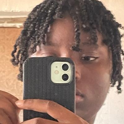 shadesssssss's profile picture. Already getting the hang of this app somehow..