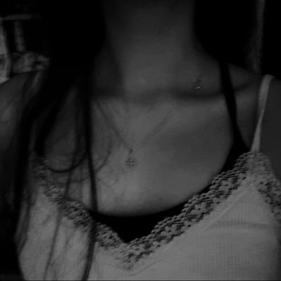call me poison ivy 'cause I'm far from good, but pretty from afar cw: ? | gw:37kg