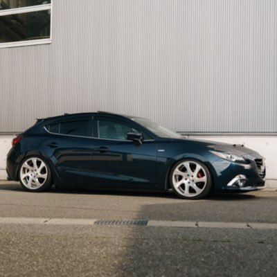 yopi_axela416's profile picture. 📸 SONY α7IV / 彼女と愛車を撮ってます