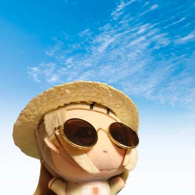00|超雑食|何処にも所属してません しのさわ えとです!よろしくお願いします🙇|篠澤広さんとしゅみたんの担当Pですけど、一度先生に戻ります。それと頭のイカれたデビルハンターです。