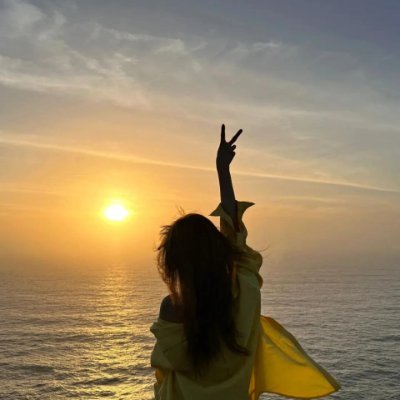 Nellie124544's profile picture. 💕 Living my story, one page at a time 📖