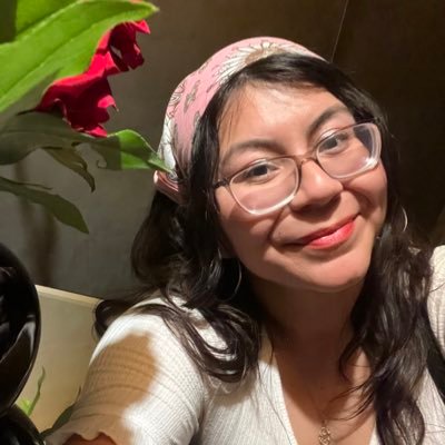 myaaaonfiyaaa's profile picture. poet, but a criminal 🦇