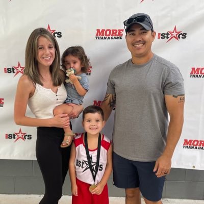 Dad, Husband, Christian. PE teacher. Offensive Coordinator/QBs ALA Vistancia. 2022 2A Hassayampa Region CoY #AirRaid #44shoot