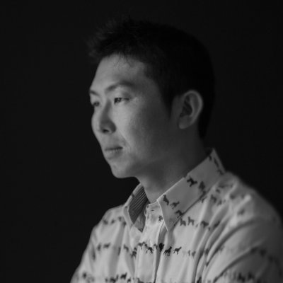 一碗に映る四季、静けさと緊張の間。
茶道と伝統文化を写す写真家。
撮影のご依頼・ご相談はDMもしくはリンク先にどうぞ。|日本写真家協会会員
*裏千家今日庵の茶室建築(淡交社刊) 他茶道関係各誌掲載多数