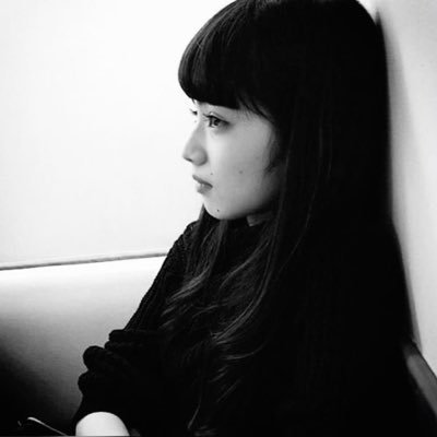 opiskelutili's profile picture. #studytwt #lifetwt #bookstan | futura universitária