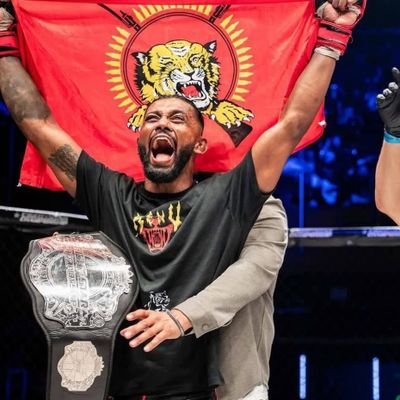 Meena15117184's profile picture. Business