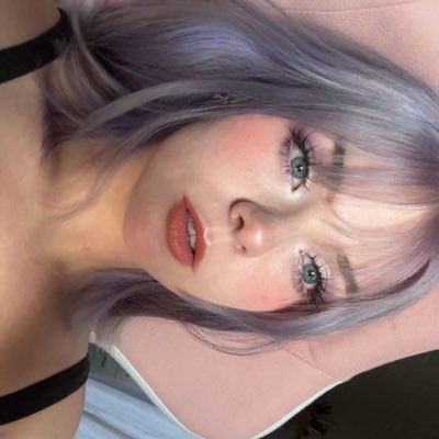 Angelina 🧸 Profile