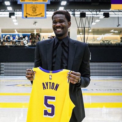 Perfil dedicado ao jogador do @Lakers DeAndre Dominayton.
Aulas de comentários sobre o Lakers.
Não leve nada a sério.