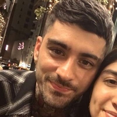widowstill's profile picture. it's all about zayn.