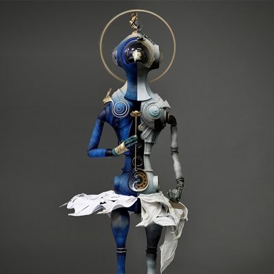 大阪府生まれ。現代美術・立体造形作家。神仏や神獣のバックグラウンドをコンセプトとして立体作品を制作、提示しています🖼様々な樹脂による立体造形で、古典技術を現代技術に…をテーマとして日々研究中🧪 目指せ!365日制作…🖌