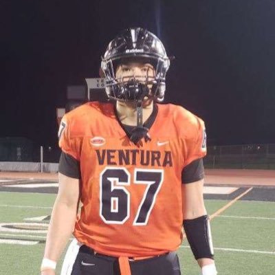 6’3 290 Center Pat/Punt Snapper Email- bradenjohnson2005@icloud.com NCAA ID# 2301761811