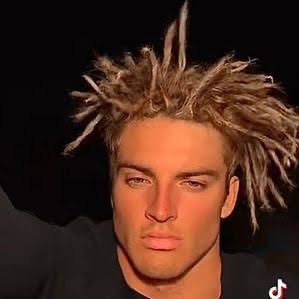 Dancewithpants's profile picture. Upcoming crypto currency🚀📈 level 1: giveaway at market cap 10k. Level 2: 100 follower. CA: 5mevu9LzzheTHN6hFfiTJHvkWRQybSBaoWujMDZ4pump