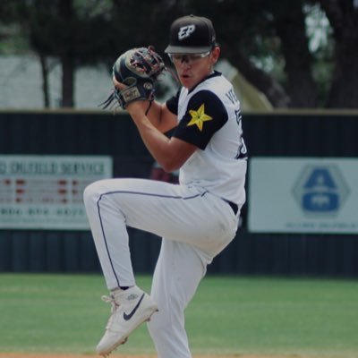 CO 2027 | Riverside High School | 5’10 | 175lbs | 3B/MI/RHP Phone # 915-873-8150 Email- domvelarde2@icloud.com