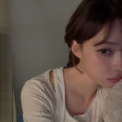 sseraphoOy's profile picture. september, infp !!𓂃 ࣪˖ ִֶָ🐇་༘࿐
just a random girl