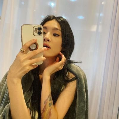 kaki Profile