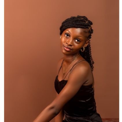 QueennZenith's profile picture. Virtual Assistant for busy creatives+founders 💻🤝
Law Student ⚖️📚
DM to delegate & grow ✨