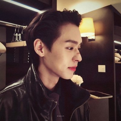 zhouzhou488122's profile picture. 