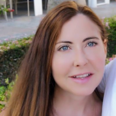 Clair | Beyond Tarot for clarity & emotional insight
Since 2008 · 5⭐ Readings · BSc Psychology, Mindfulness & Positive Psychology Certs 📌 Pinned 🧵