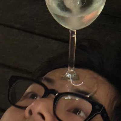 Elio. Profile