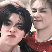 小困波比💙💜🖤 (@kunbobi33) 's Twitter Profile